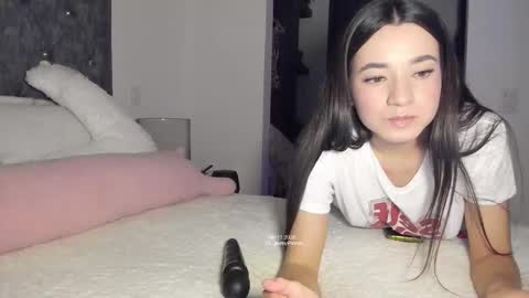 Jeimy Help me to reach 100 thumbs up online show from March 12, 12:06 am