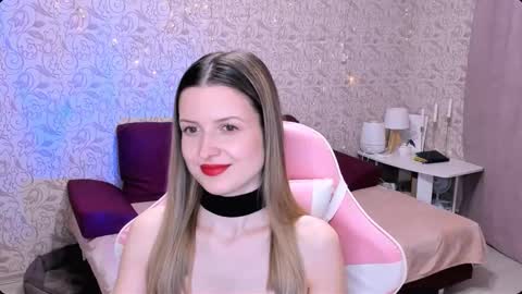 Julie online show from March 6, 4:07 pm