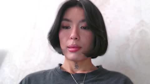 julie_turner_ online show from October 24, 10:44 am