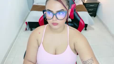   julieta online show from June 1, 7:48 pm