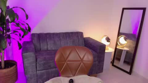 Snapshot of julieta92_ chatting on October 14, 11:16 pm Julieta92 online show from October 14, 11:16 pm