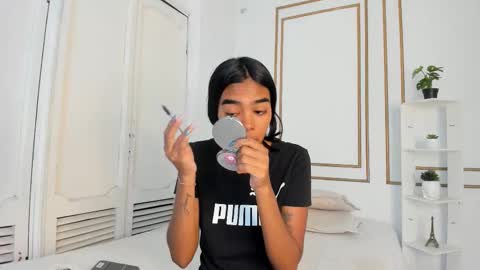 Juli online show from March 12, 7:09 pm