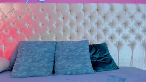 Julieta  online show from December 20, 12:12 pm