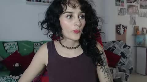 Julieta Jaguar online show from December 10, 3:55 pm