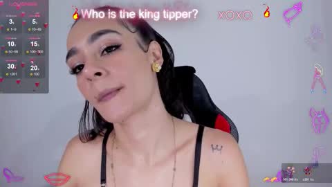 serafelle online show from October 22, 6:40 pm