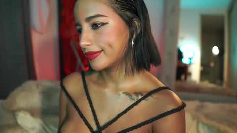 julietawinona online show from March 29, 8:42 pm