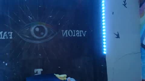 Snapshot of julieth_wolf chatting on February 5, 2:51 am Julieth Wolf online show from February 5, 2:51 am