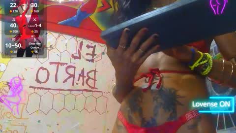 Snapshot of julieth_wolf chatting on September 15, 9:42 am Julieth Wolf online show from September 15, 9:42 am