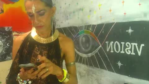 Snapshot of julieth_wolf chatting on October 12, 6:01 am Julieth Wolf online show from October 12, 6:01 am