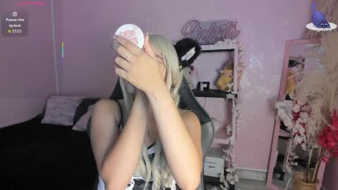 Julieth online show from March 30, 9:16 pm