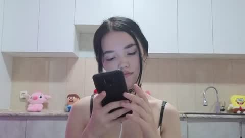 juliet online show from June 20, 11:35 am