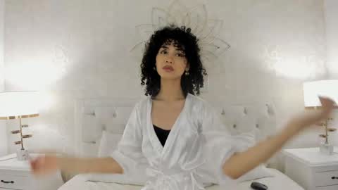 julietta    online show from April 16, 12:06 pm