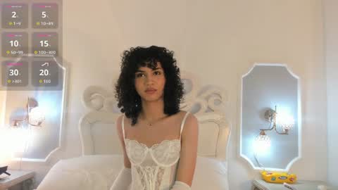 Snapshot of julietta___ chatting on June 27, 1:50 pm julietta online show from June 27, 1:50 pm