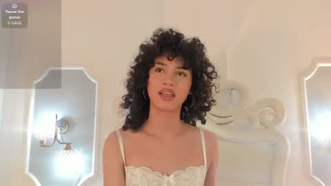 Snapshot of julietta___ chatting on July 10, 12:19 pm julietta online show from July 10, 12:19 pm
