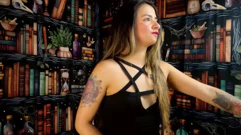 Julietta Jackson online show from November 18, 8:57 pm