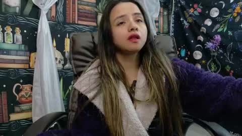 Snapshot of julietta__jackson chatting on April 30, 3:57 am Julietta Jackson online show from April 30, 3:57 am