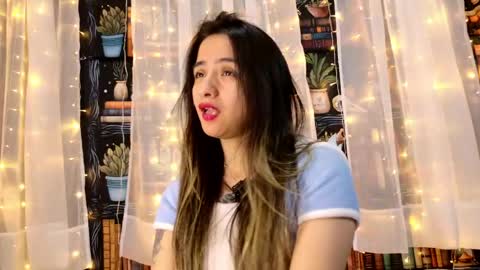 Snapshot of julietta__jackson chatting on May 8, 10:15 pm Julietta Jackson online show from May 8, 10:15 pm