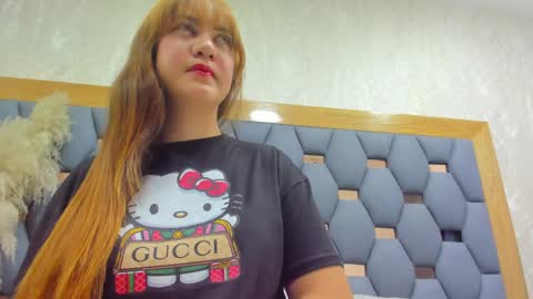 juliette_pretty_ online show from April 8, 7:14 pm