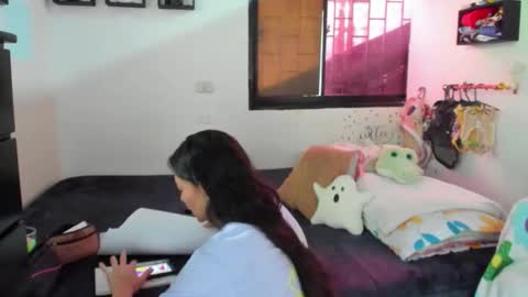 juliette online show from October 16, 5:25 pm