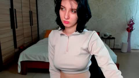 Snapshot of julissweet chatting on January 11, 8:11 am Asmodeus online show from January 11, 8:11 am