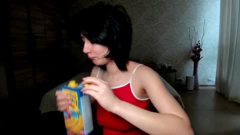 Snapshot of julissweet chatting on January 23, 7:32 am Asmodeus online show from January 23, 7:32 am