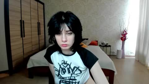 Snapshot of julissweet chatting on February 3, 7:51 am Asmodeus online show from February 3, 7:51 am