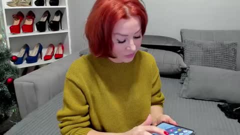 jullia_moor online show from January 7, 12:57 am