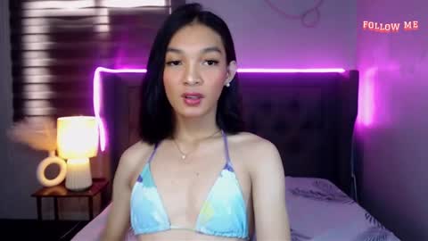 jullian online show from March 9, 2:18 am