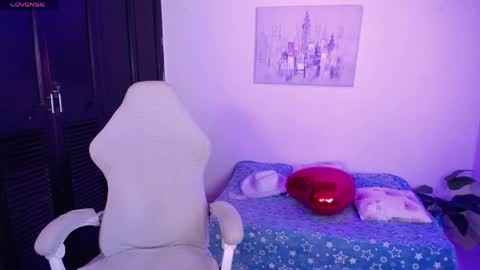 July online show from April 9, 6:35 pm