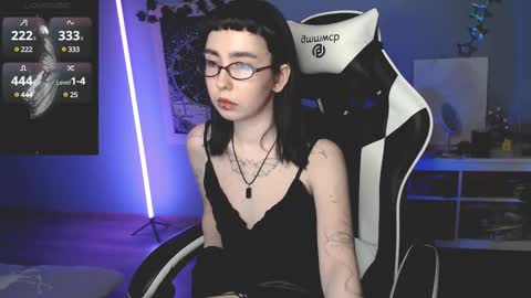 Baroness Von Cringe online show from February 11, 6:44 pm