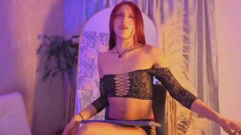 Snapshot of july_quinzel chatting on June 22, 2:46 am july_quinzel online show from June 22, 2:46 am