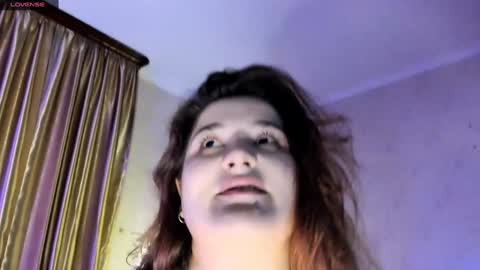 Julie online show from January 13, 3:26 pm