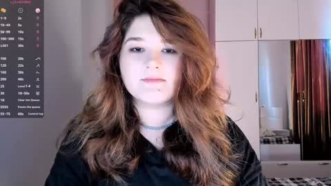 Julie online show from January 31, 11:46 am