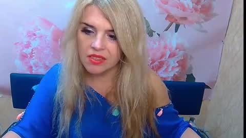 Julya Barbi online show from October 3, 11:40 am