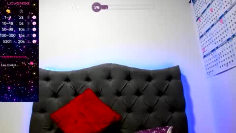 Julya Smith online show from December 19, 5:18 pm