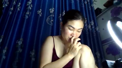 julybeo online show from April 10, 2:39 am