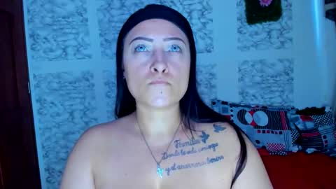 juliana online show from March 22, 10:46 pm