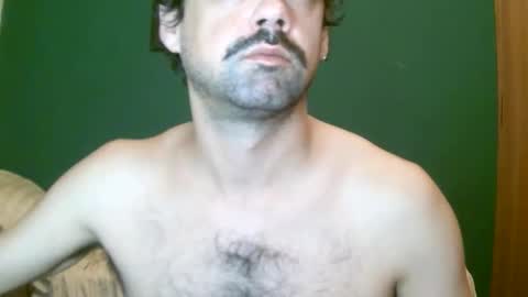 Mia online show from April 19, 6:35 am