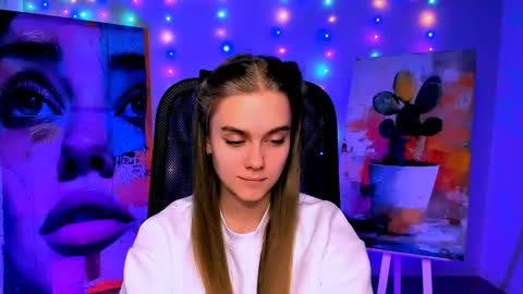 Snapshot of junewoods chatting on February 9, 12:20 pm junewoods online show from February 9, 12:20 pm