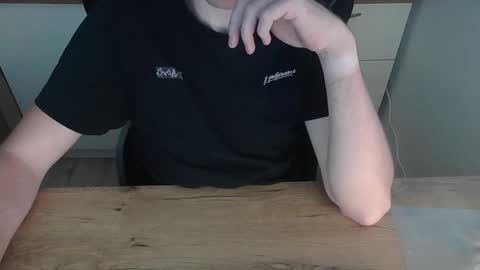 junk2711 online show from September 16, 1:34 pm