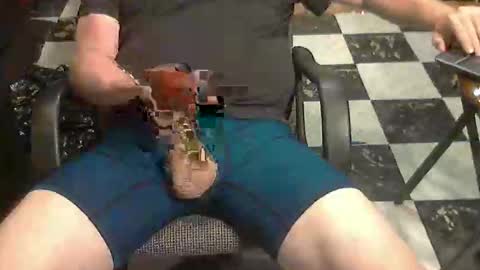 Snapshot of junkerdc1 chatting on October 23, 2:00 am junkerdc1 online show from October 23, 2:00 am