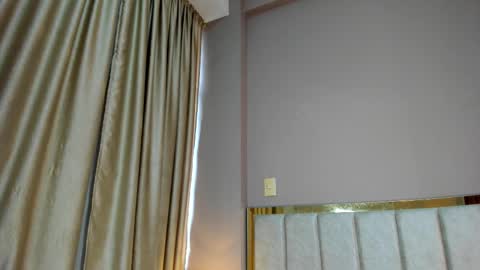 Snapshot of jupiterfoxxxx chatting on November 30, 2:32 pm Jupiter Fox online show from November 30, 2:32 pm