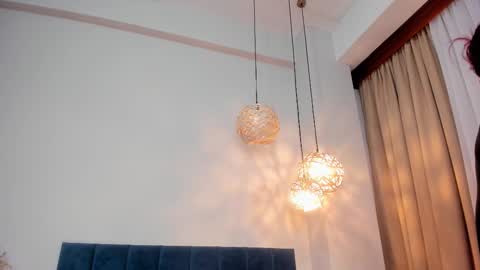 Jupiter Fox online show from March 4, 12:49 am