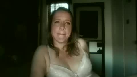 CamperGirl online show from April 13, 11:59 am