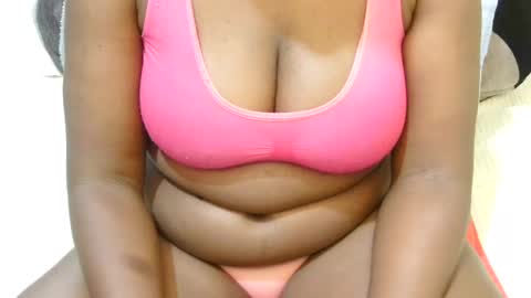 jusst_ayanna online show from July 31, 7:52 am