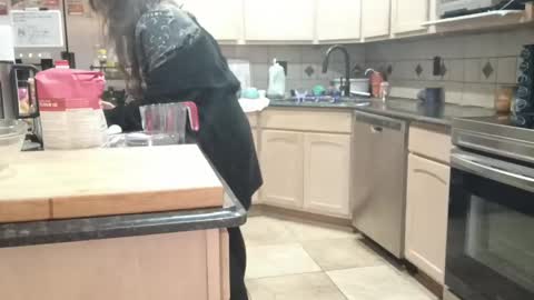 Jommie online show from April 4, 8:28 pm