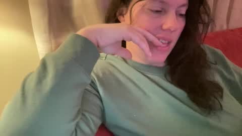 Snapshot of just4you101 chatting on November 12, 11:10 am Flirty influncer online show from November 12, 11:10 am