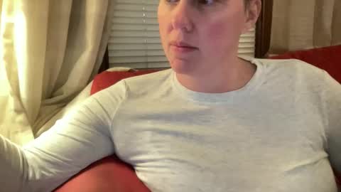 Snapshot of just4you101 chatting on November 19, 10:10 pm Flirty influncer online show from November 19, 10:10 pm