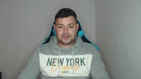 Alex online show from November 11, 11:21 am