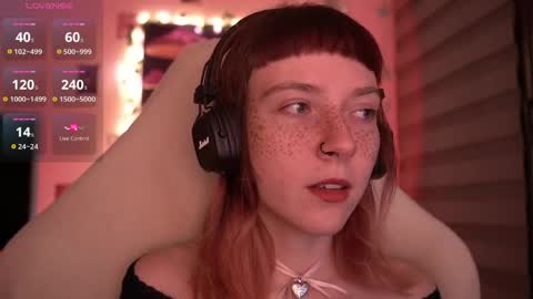 Julia online show from December 2, 1:25 am